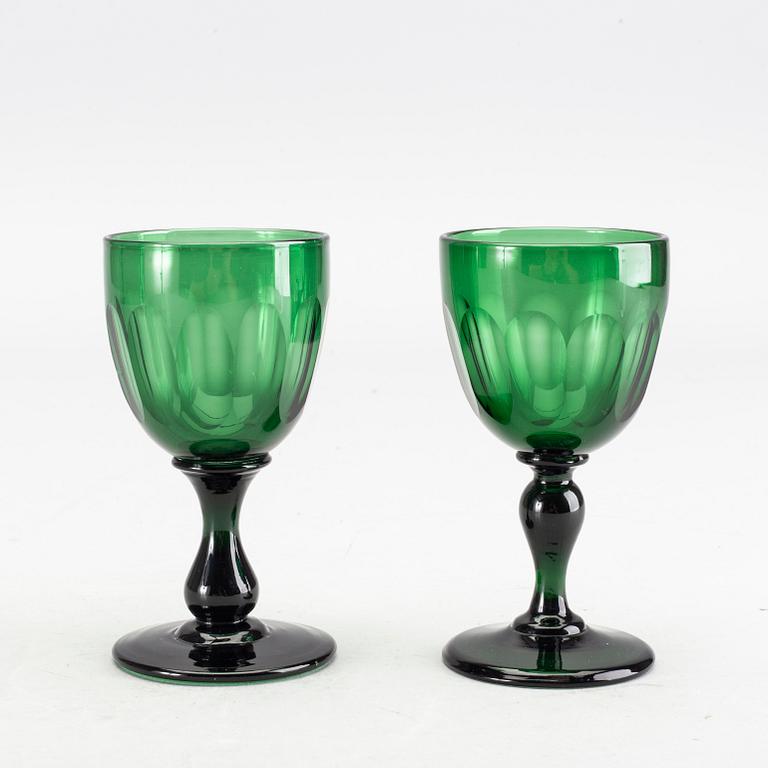 A set of 10 wine glasses from around 18/1900:s.