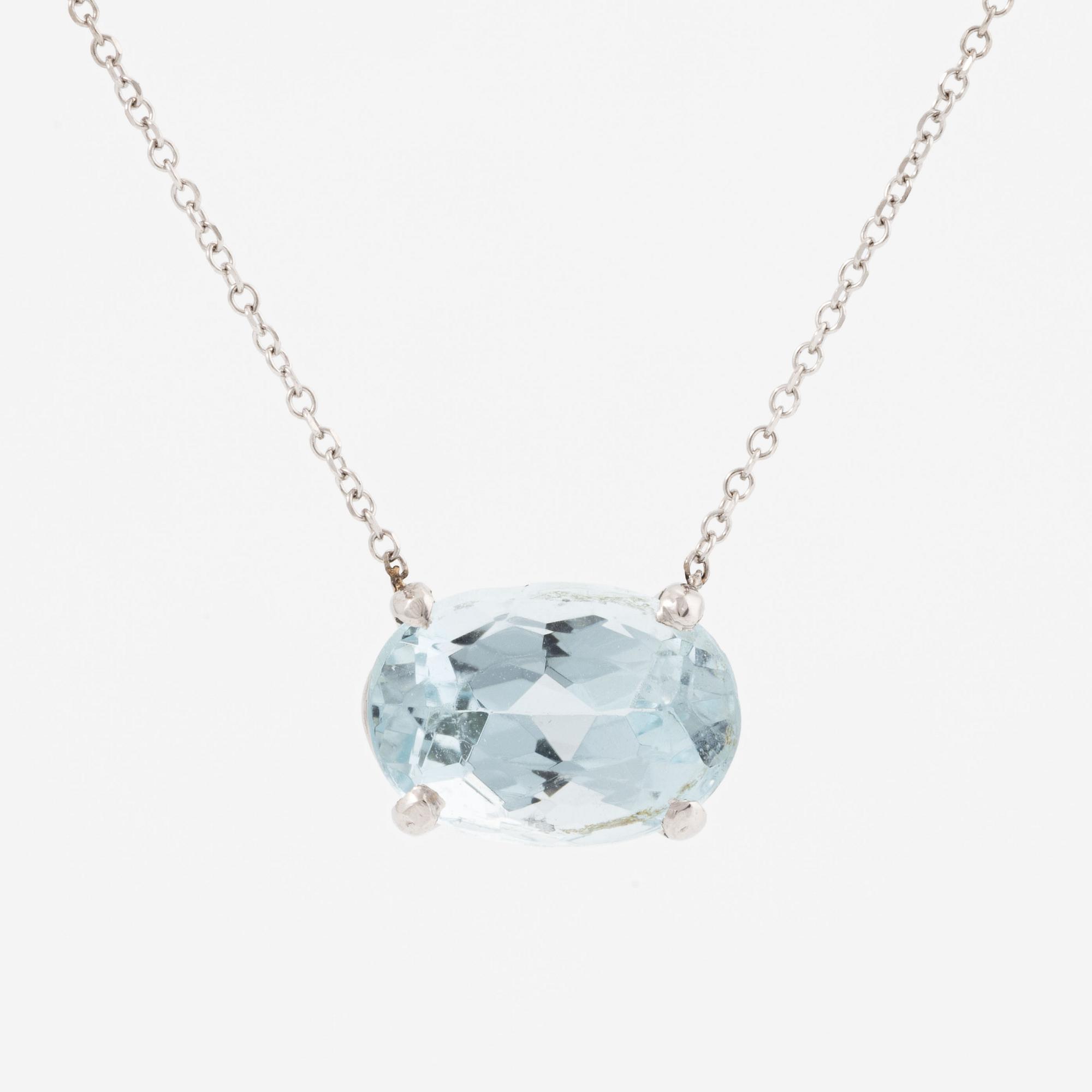 Necklace, 18K white gold with oval-cut aquamarine.