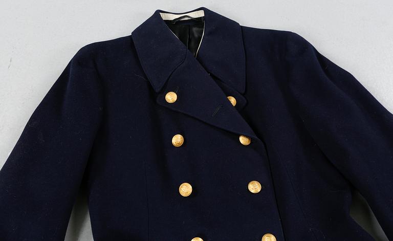 A uniform for the swedish navy, mid and second half of the 20th century.