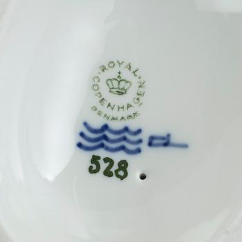 FIGURINER, 6 st, porslin, Royal Copenhagen och Bing & Gröndahl, Köpenhamn, Danmark.