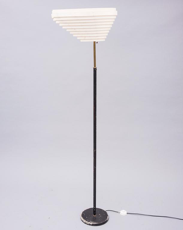 GOLVLAMPA, A 805, "Änglavinge", Alvar Aalto, Valaistustyö.