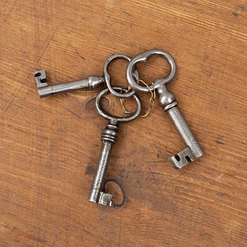 A Gustavian pine cupboard, late 18th century.
