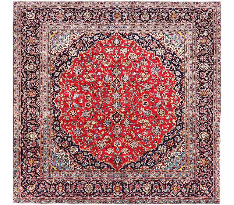 A carpet, Kashan, ca 273 x 270 cm.