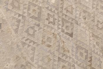 Matta, Kelim, 280 x 269 cm.