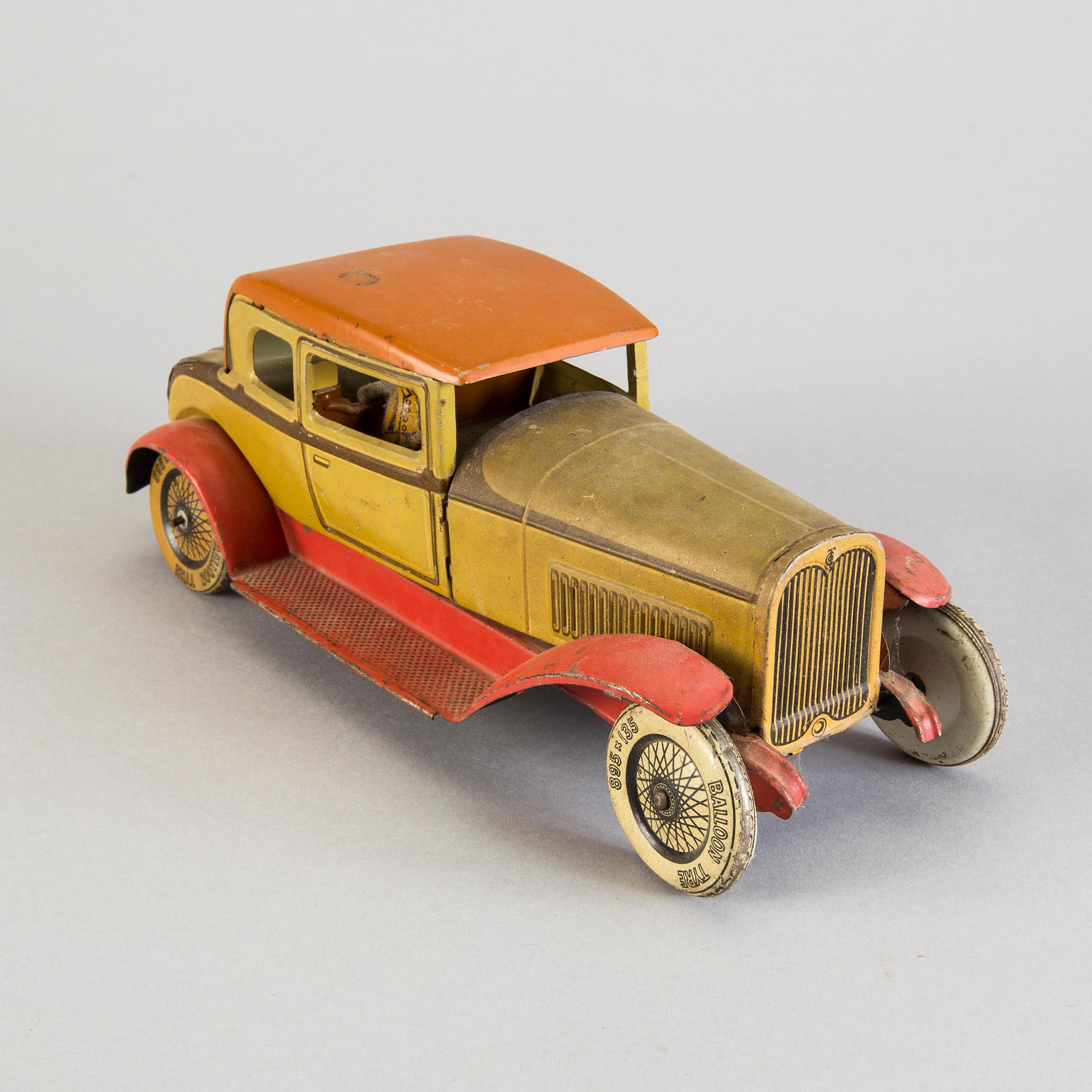 A Tipp & Co tinplate sports car, Germany, 1930s.