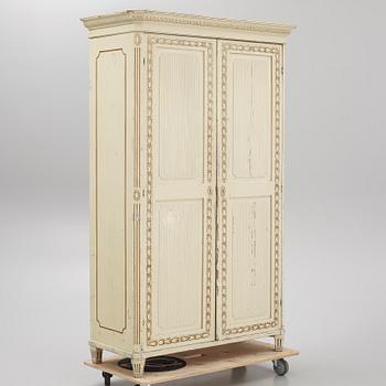 A late Gustavian cabinet, early 19th century.