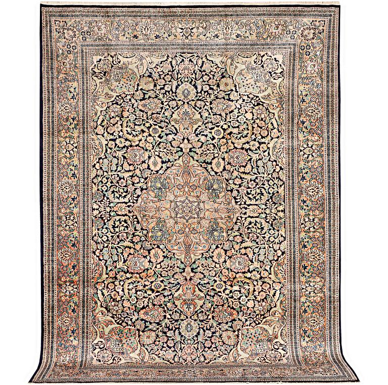 A Kashmir carpet, silk, c. 333 x 234 cm.