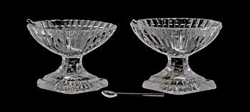SALTKAR, ett par, glas, 1800-tal.
