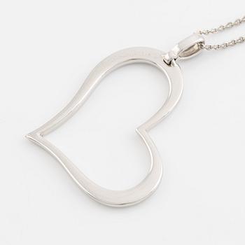Piaget, 18K white gold and brilliant cut diamond heart necklace.