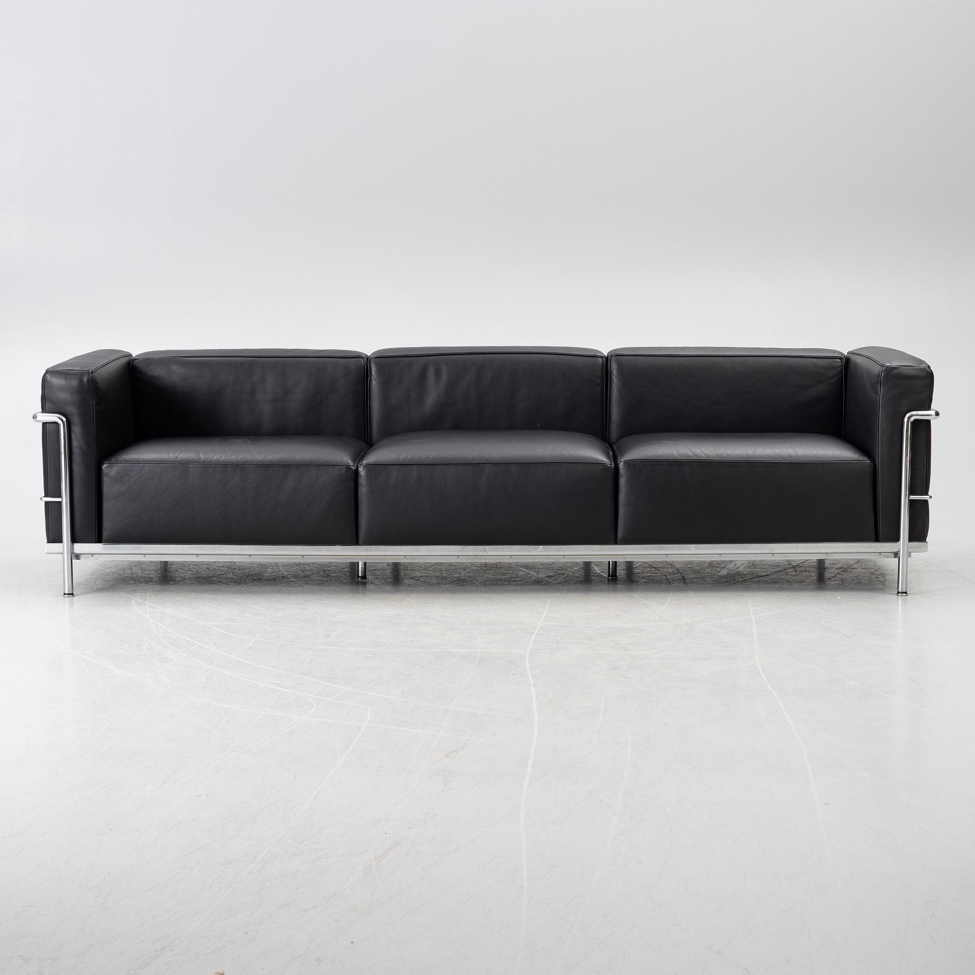 Le Corbusier, Pierre Jeanneret & Charlotte Perriand, soffa"LC3", Cassina, Italien.