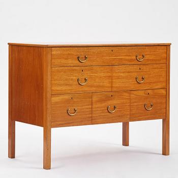 Josef Frank, a mahogany chest of drawers, Firma Svenskt Tenn, 1950s.