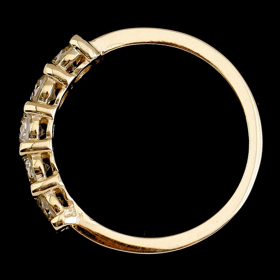 RING, 14 k guld, 5 briljantslipade diamanter tot ca 0.93 ct.