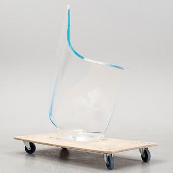 Jan Naliwajko, skulptur, plexi, signerad och daterad 1986.