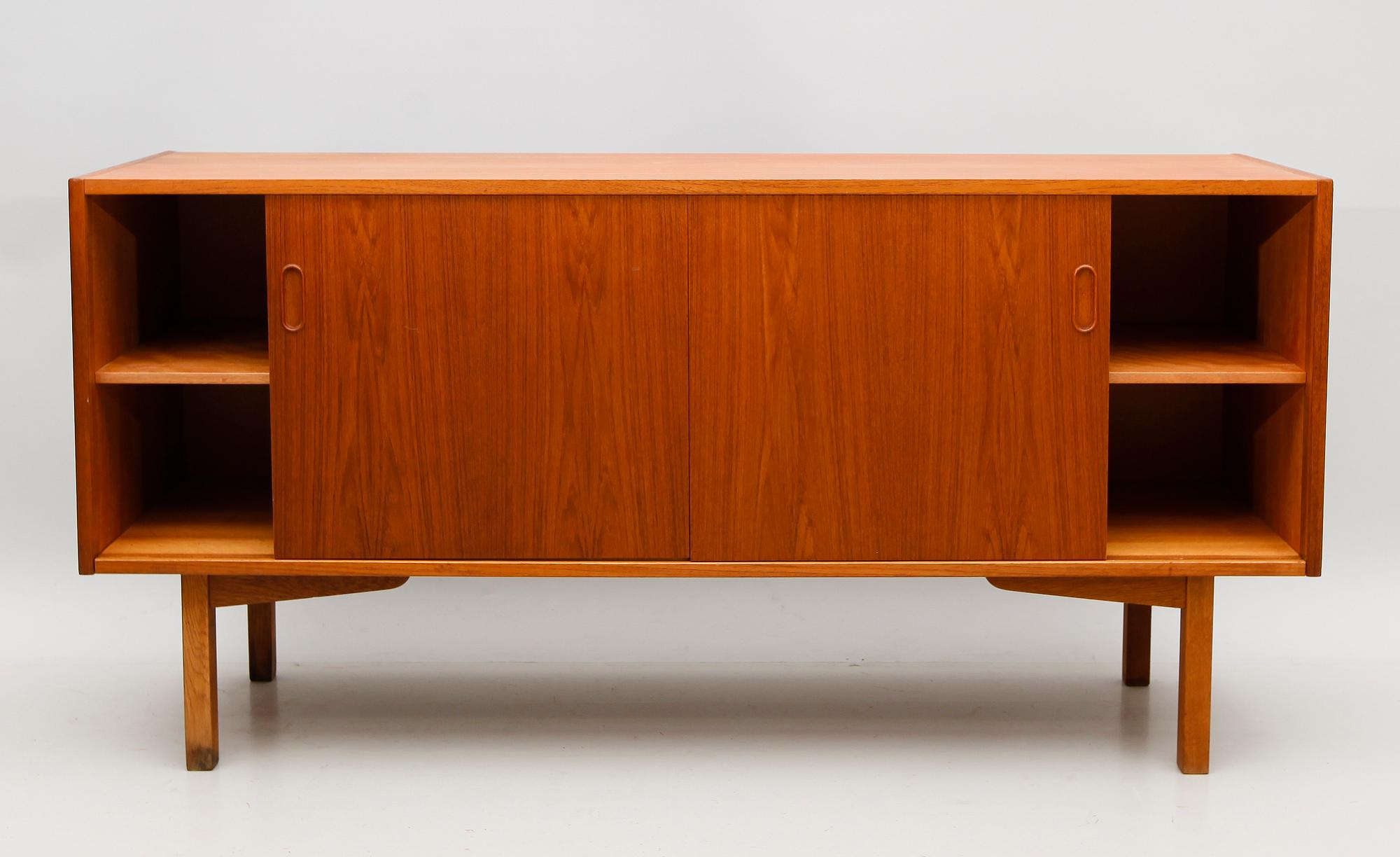 SIDEBOARD, 1900-talets andra hälft.
