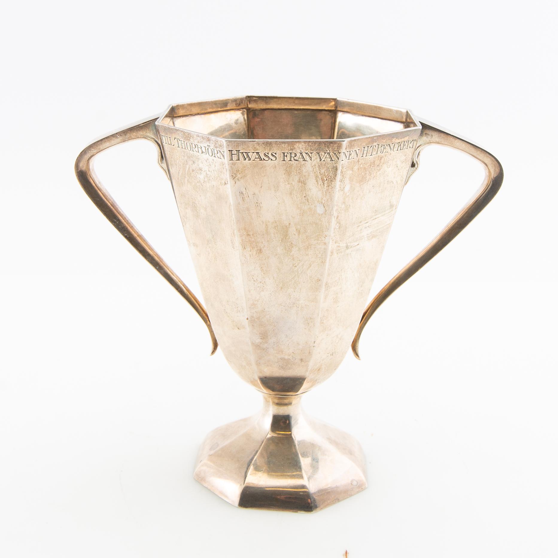 Mappin & Webb cup silver London 1919, Swedish import marks.