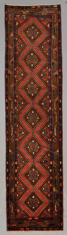 MATTA, Hamadan, ca 320 x 80 cm.