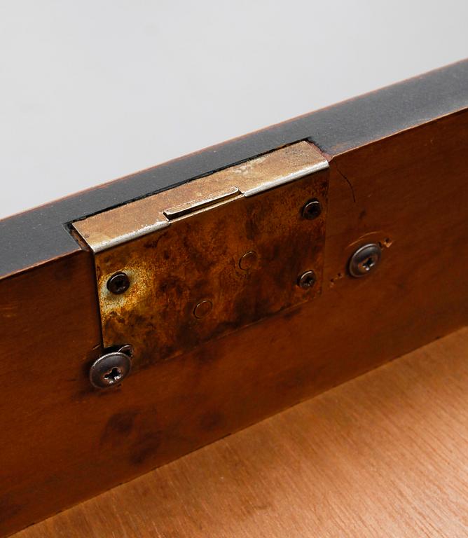 HURTSSKRIVBORD, England, 1900-talets andra hälft.