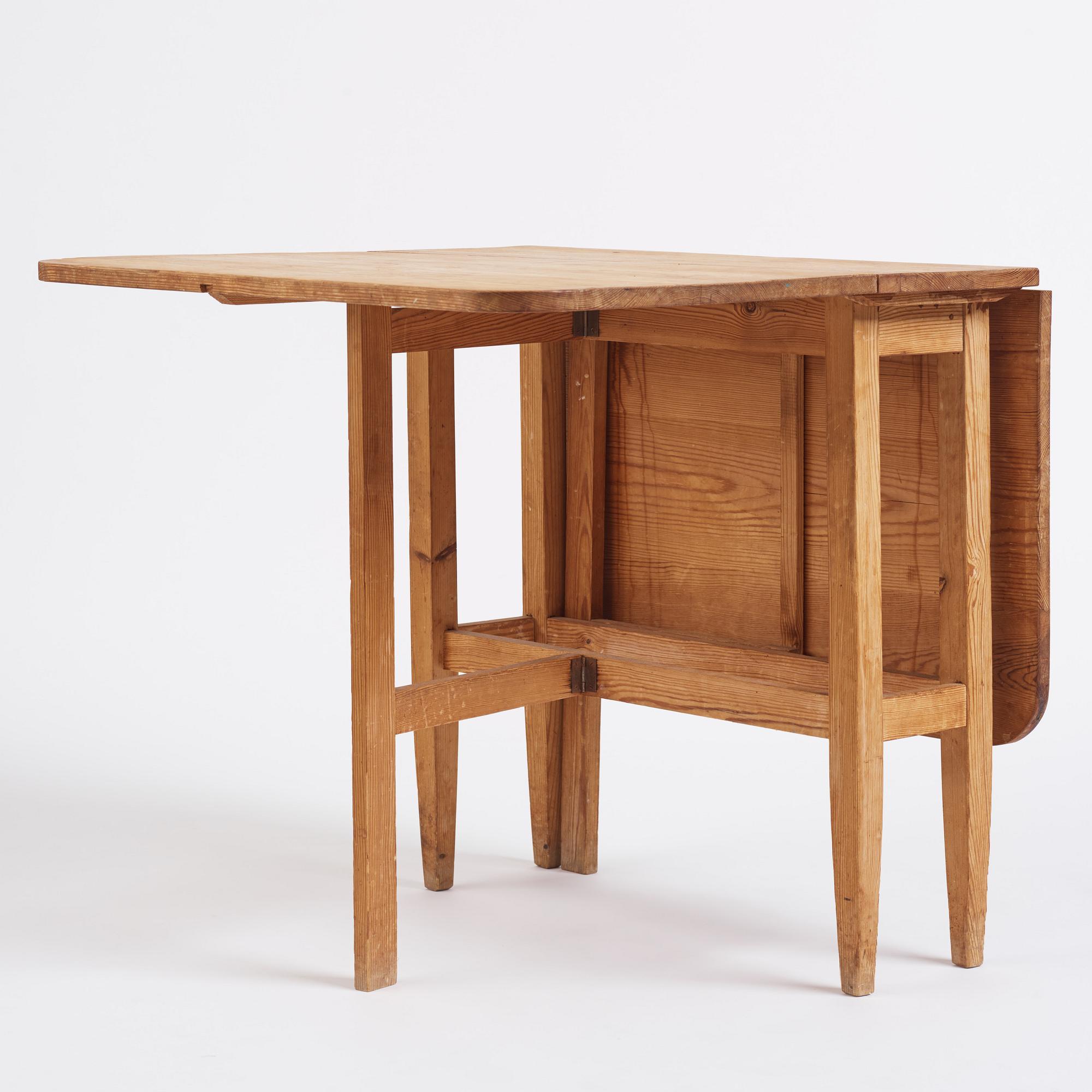 Göran Malmvall, a drop-leaf table, variant of model "128", sports cabin furniture, Karl Andersson and Söner, 1940s.
