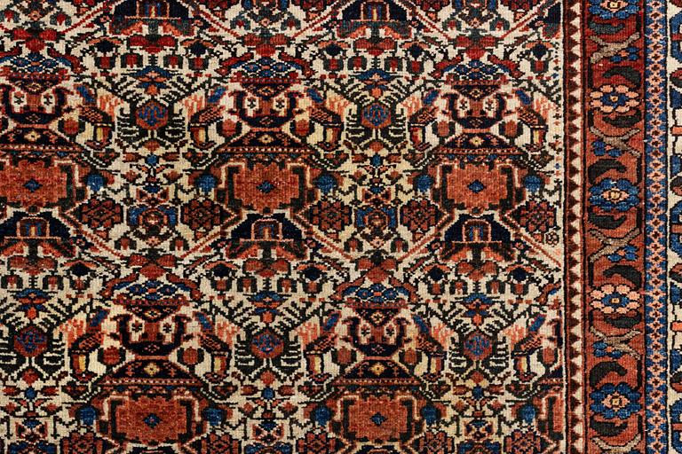 Carpet, Abadeh, antique, ca 220 x 145 cm.