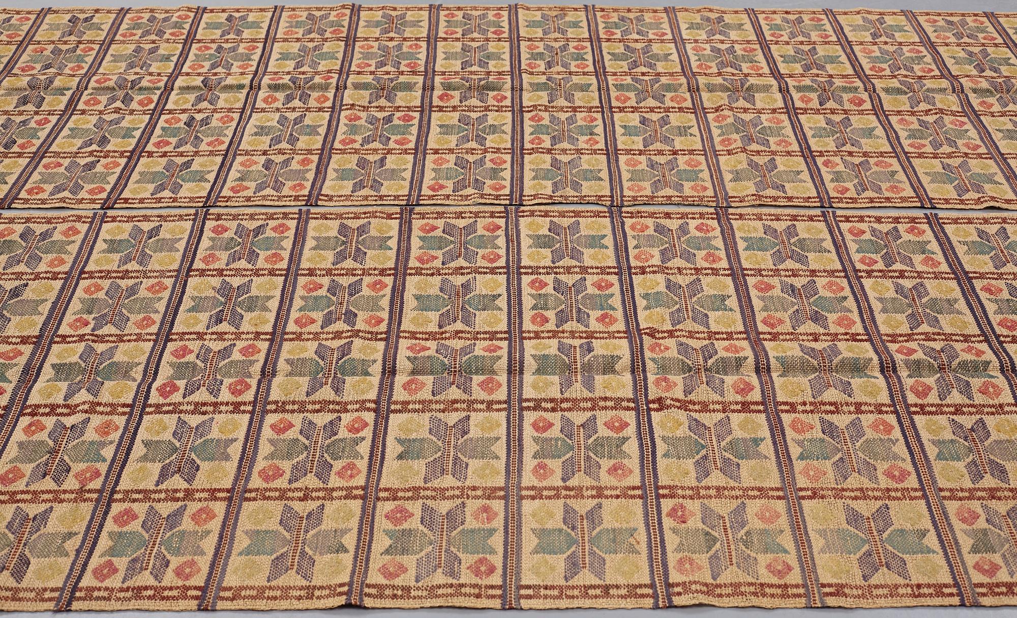Märta Måås-Fjetterström, MÄRTA MÅÅS-FJETTERSTRÖM, DRAPES, 1 pair, "Element", flat weave, ca 226,5 x 71 cm each.