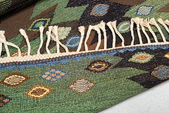 Barbro Nilsson, matto, "Tånga brun och grön", flat weave, ca 223 x 153-155 cm, signed AB MMF BN.