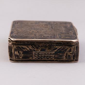 SNUFF BOX, silver with niello decoration, Moscow probably 1826, goldsmith OB.