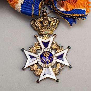 Order of Oranje-Nassau, a Grand Cross set, with ribbon in case, silver and enamel.