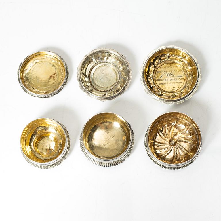 A set of three 18th/19th century silver snuff boxes.