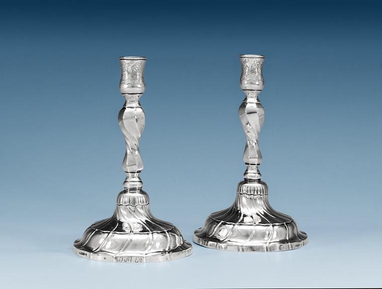 A PAIR OF SWEDISH SILVER CANDLESTICKS, Makers mark of Andreas Reutz, Gothenburg 1770.