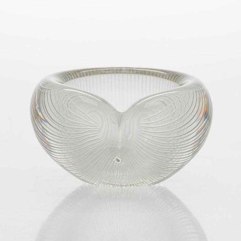Tapio Wirkkala, a model 3327 glass bowl, signed Tapio Wirkkala Iittala -57.