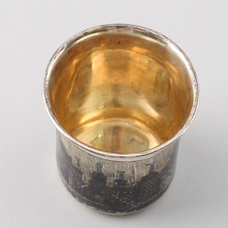 BÄGARE, förgyllt silver, Ryssland 1834. Vikt ca 72 gram.