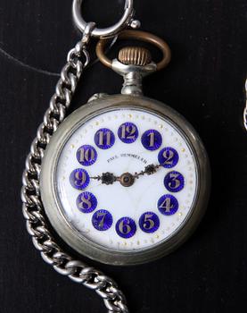 FICKUR, 2 st, silver, märkt Breguet Paris resp Paul Hemmeler samt TIDTAGARUR, metall.