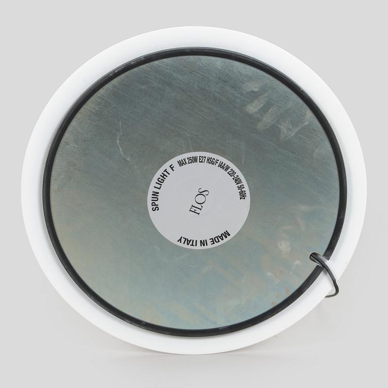Sebastian Wrong, lattiavalaisin, "Spun Light F", Flos, Italia, 2000-luku.