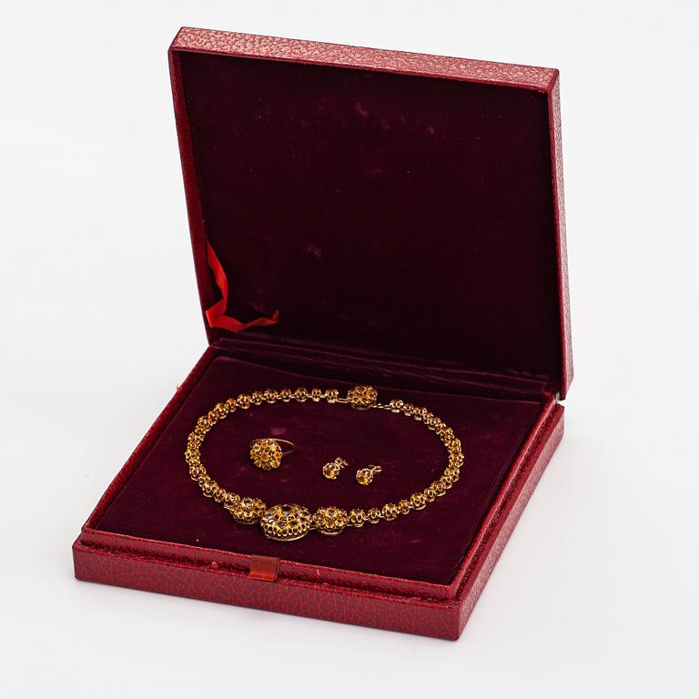 Torbjörn Tillander, A 14K gold jewellery suite with citrines. Helsinki 1981.