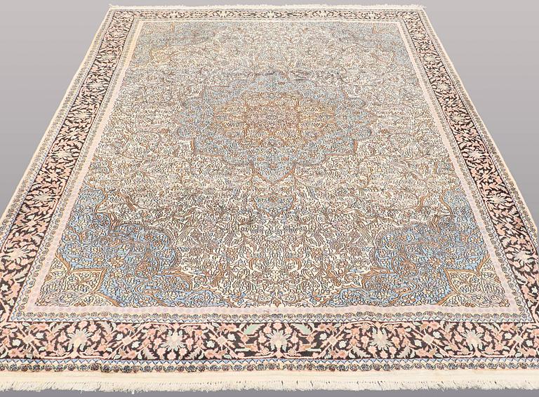 MATTA, Kashmir silke, ca 325x 210 cm.