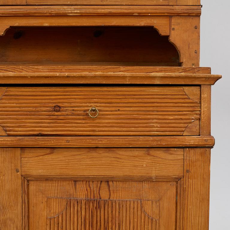 Cabinet, late Gustavian, circa 1800.