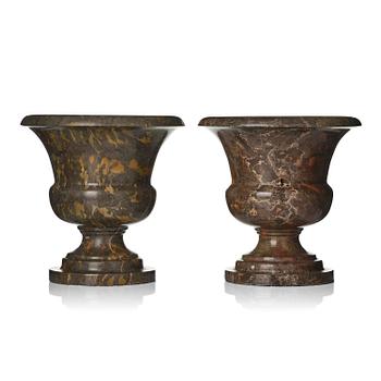 185. A pair of green marble urns presumably Italy later part of 19th century.