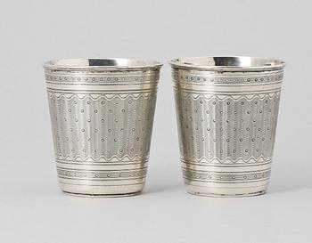 BÄGARE, 2 st, silver, troligen Turkiet, 1900-tal. Tot ca 160 g.