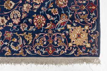 A Najafabad carpet, c. 307 x 214 cm.