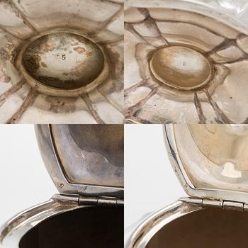 A five-piece sterling silver coffee and tea service, and 12 spoons, USA, first quarter of the 20th century.