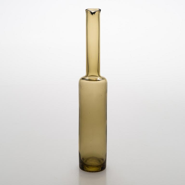 anny Still, a bottle signed Riihimäen Lasi O.Y Nanny Still.