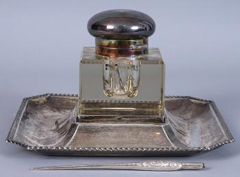 BLÄCKHORNSTÄLL samt PENNSKAFT, silver, bl a 1923.