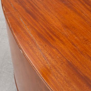 A chest of drawers, Swedish Modern, AB Svenska Möbelfabriken, Bodafors, 1940s.