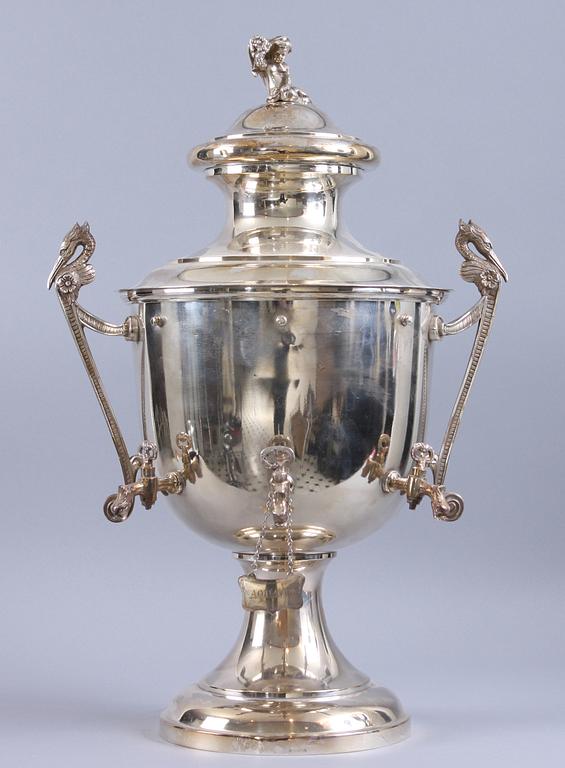 BRÄNNVINSCISTERN, nysilver, bär otydl stmpl, 1900-tal.