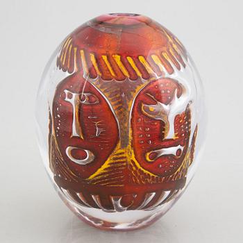 Jan-Erik Ritzman, an 'ariel' glass vase, Transjö, Sweden 2004.