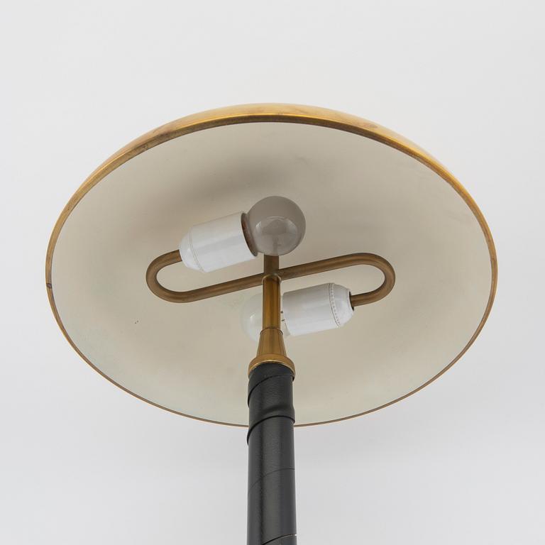 Einar Bäckströms Metallvarufabrik, Bordslampa modell 5013 Swedish Modern 1940-tal.