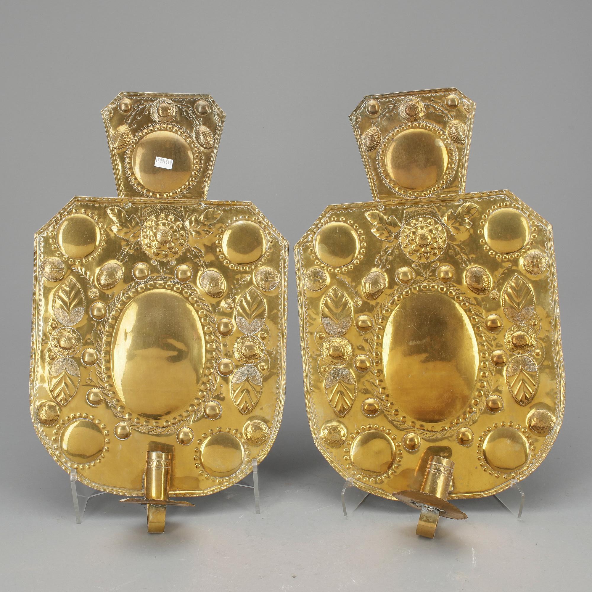 LJUSPLÅTAR, ett par, barockstil, 1800/1900-tal.