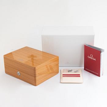 Omega, Seamaster, Planet Ocean 600M, chronometer, wristwatch, chronograph, 45,5 mm.