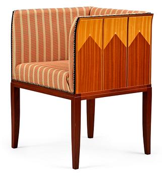 Eliel Saarinen, A FIVE PIECE SET OF FURNITURE.