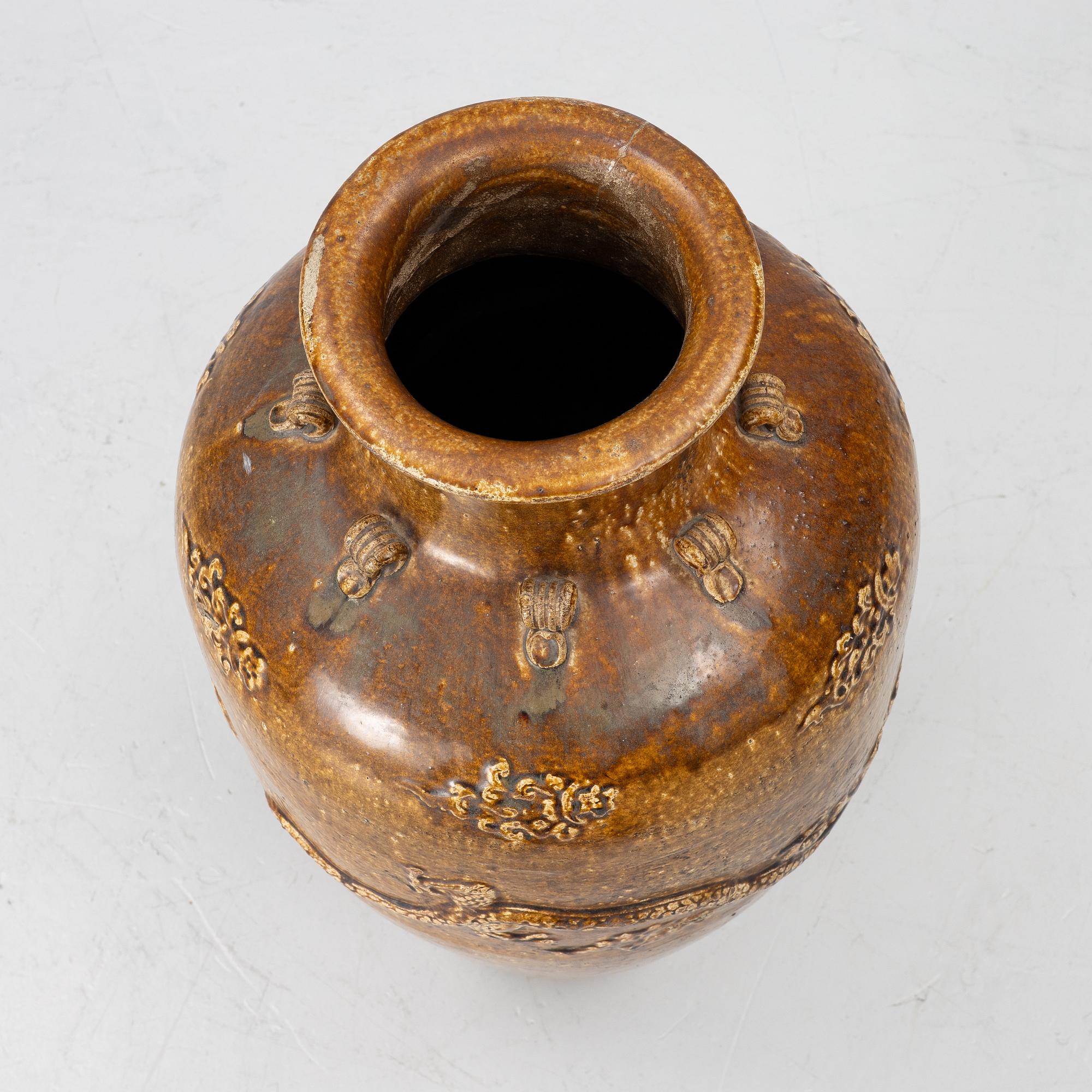 Floor vase, porcelain, China, 20th century.